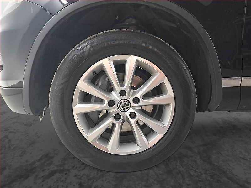 Volkswagen Touareg (2010) 3.0 TDI, 4X4, Automat, Navi - fotka 15 z 25