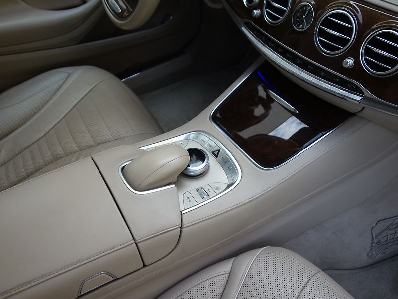 Mercedes-Benz Třídy S (2013) S500*4M*NOVÝ-MOTOR*TOP-SERVIS! - fotka 20 z 50
