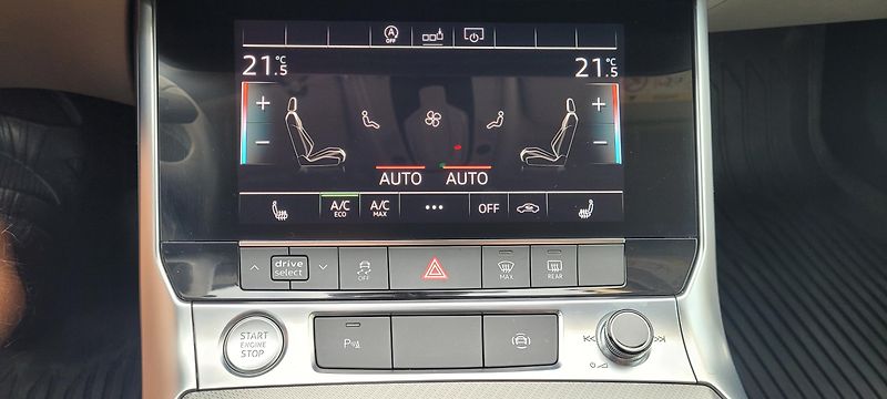 Audi A6 Allroad (2020) Avant sport 50 3,0TDi 210kW4x4 - fotka 38 z 55