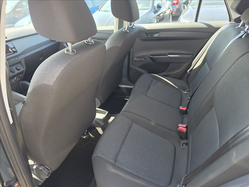 Škoda Fabia III 1,0TSi 70KW Cool 43tkm - fotka 22 z 43