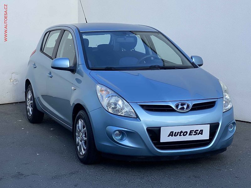 Hyundai i20 (2009) 1.2i, 2.maj,ČR, Klima - fotografie inzerátu