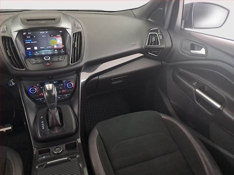 Ford Kuga (2019) ST-Line 2.0 TDCi, 4X4 - fotka 8 z 21