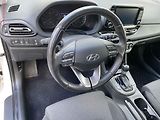 Hyundai i30 (2022) 1.5 T-GDi, 2.maj,ČR, Smart - náhled 13