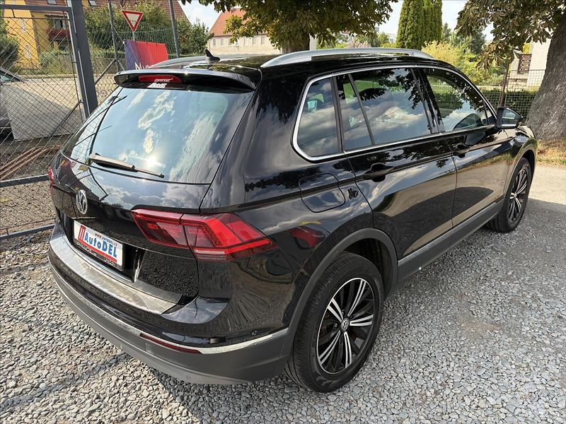 Volkswagen Tiguan 2,0 TDi DSG 4Motion  LED,ACC - fotka 7 z 50