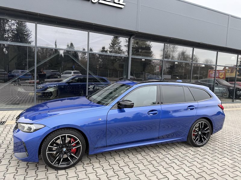 BMW Řada 3 (2023) M340i 275kW XDRIVE HUD PANORAM - fotka 4 z 53