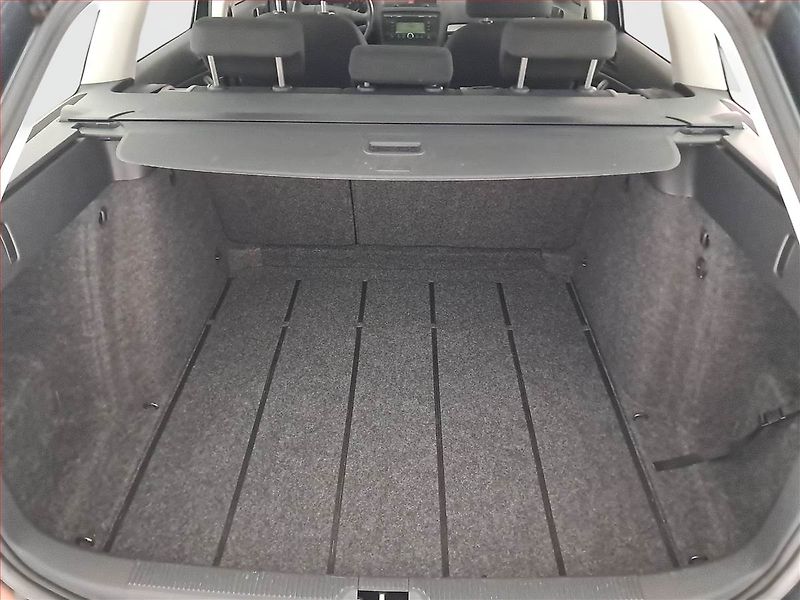 Škoda Octavia (2006) 1.6, Serv.kniha, nová STK - fotka 14 z 16