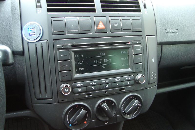 Volkswagen Polo (2006) 1.4i 16V, ČR, Servisní kniha - fotka 52 z 71
