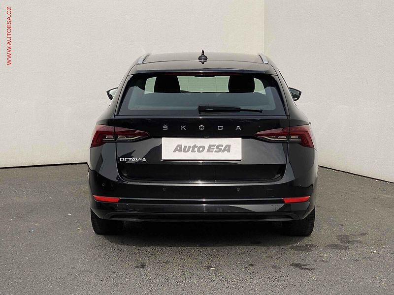 Škoda Octavia (2022) 2.0 TDi, 2.maj,ČR, Style, DSG - fotka 5 z 20