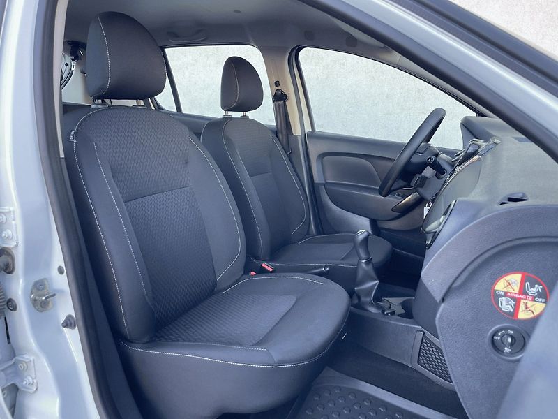 Dacia Sandero (2017) Arctica 0,9TCe 90k - fotka 8 z 21