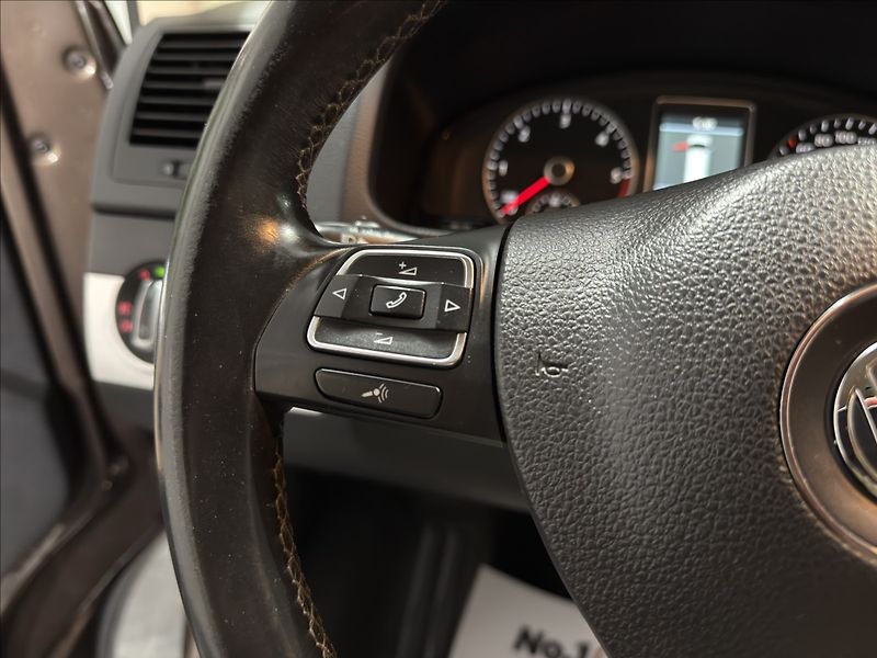 Volkswagen Multivan 2,0   TDI DSG 4M INDIVIDUAL - fotka 10 z 45