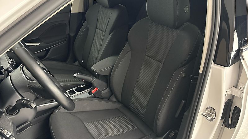 Škoda Fabia 1.0 TSI Style - fotka 15 z 23