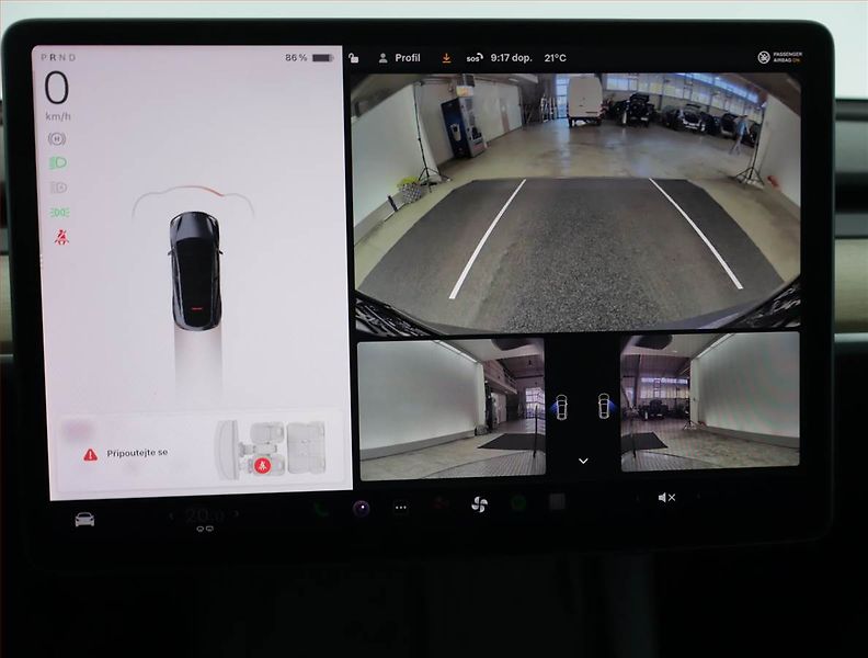 Tesla Model Y (2022) Long Range AWD 79kWh, SoH 89% - fotka 18 z 24