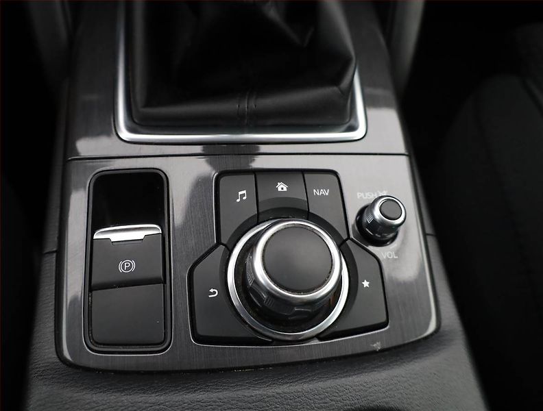 Mazda CX-5 (2016) 2.0 Skyactiv-G, 4X4 - fotka 13 z 19