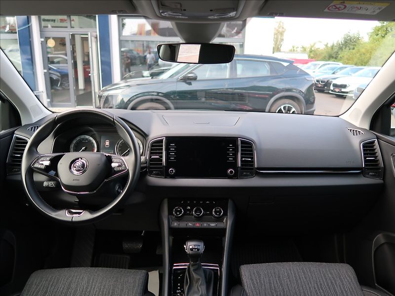 Škoda Karoq 2,0 TDi,110kW,Style,1majČR,4X4 - fotka 19 z 30