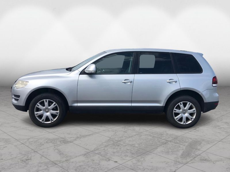 Volkswagen Touareg A 3,0 TDI - fotka 3 z 26