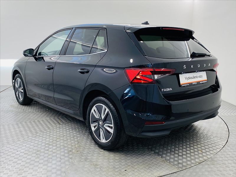 Škoda Fabia 1,5 TSI 110kW DSG Style Plus - fotka 20 z 23