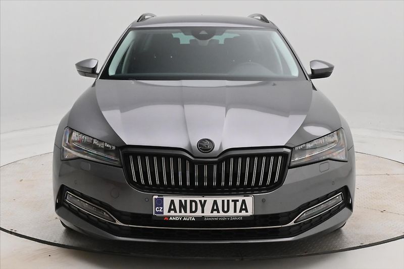 Škoda Superb 2,0 TDI 110kW DSG Style Záruka - fotka 2 z 24