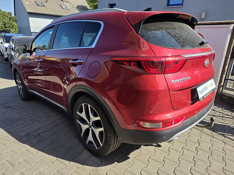 Kia Sportage 2.0-GT-line-4x4-TAŽNÉ - fotka 7 z 11
