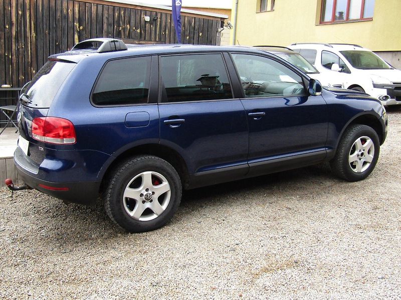 Volkswagen Touareg (2004) 2.5 TDI 128kW AUTOMAT - fotka 10 z 35