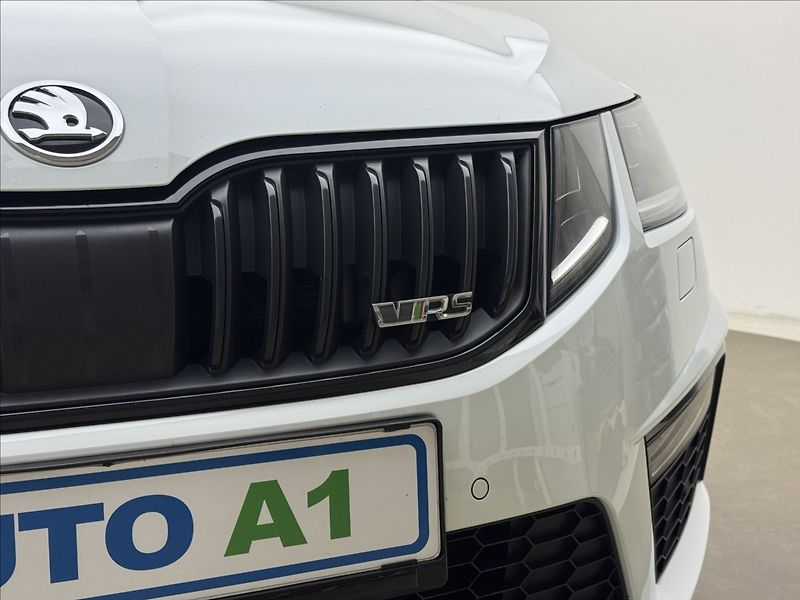 Škoda Octavia 2,0 135kW RS CHALLENGE 1MAJ ČR - fotka 39 z 43