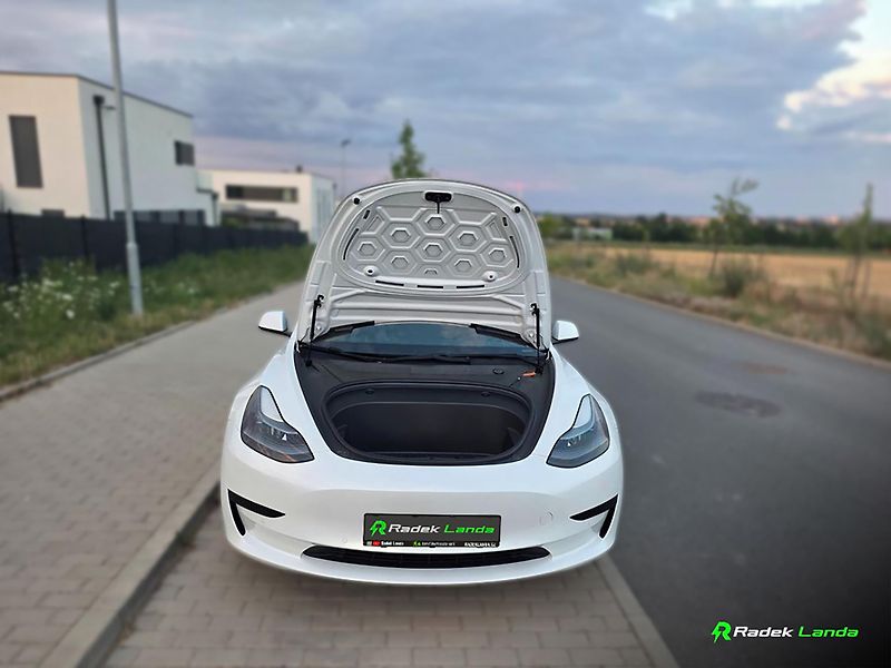 Tesla Model 3 (2021) SR+ Facelift, Tažné, DPH - fotka 13 z 16