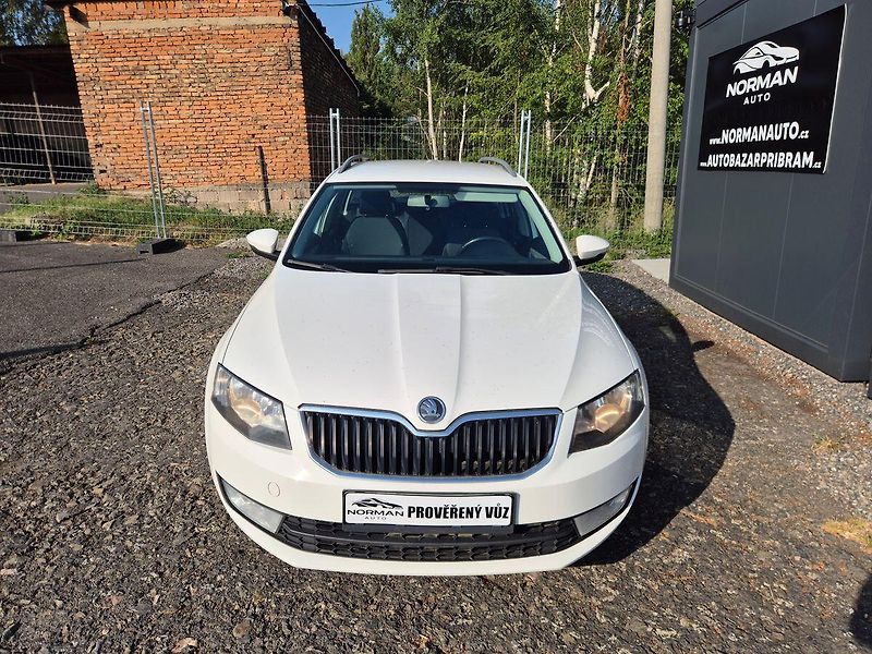 Škoda Octavia (2013) 1.6TDi 77kW , pěkná, bez koroz - fotka 2 z 24