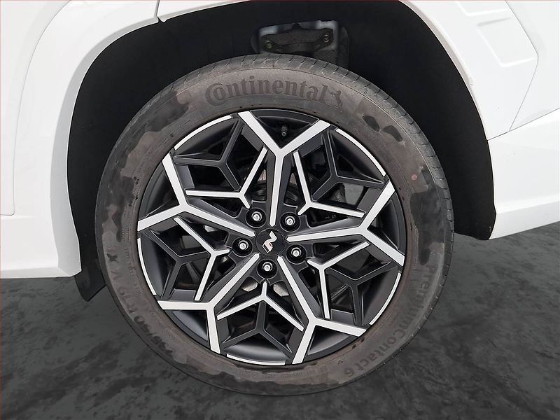 Hyundai Tucson (2023) 1.6 T-GDI - fotka 15 z 21
