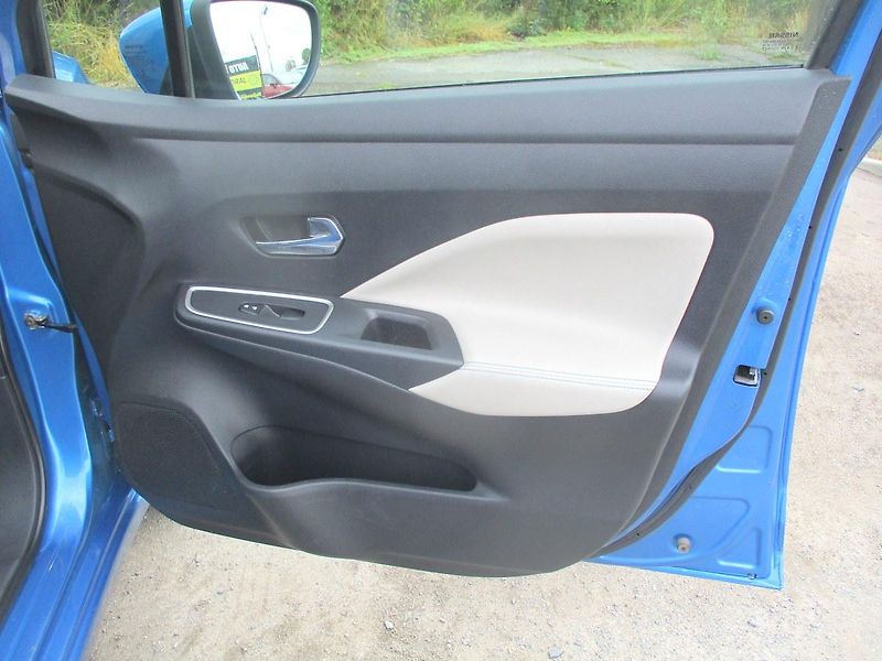Nissan Micra 1.0i 52kW*NAVI*VÝHŘEV*KLIMA - fotka 30 z 49
