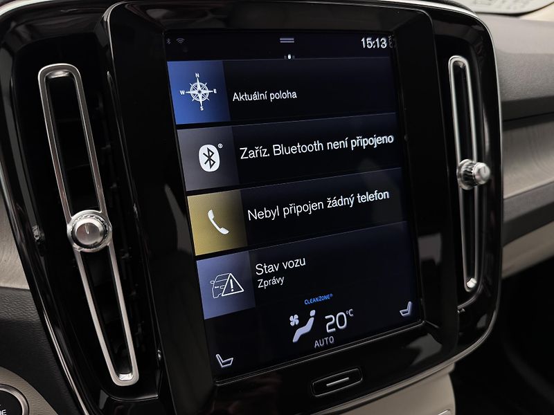 Volvo XC40 T5 AWD INSCRTIPTION REZERVACE - fotka 28 z 42