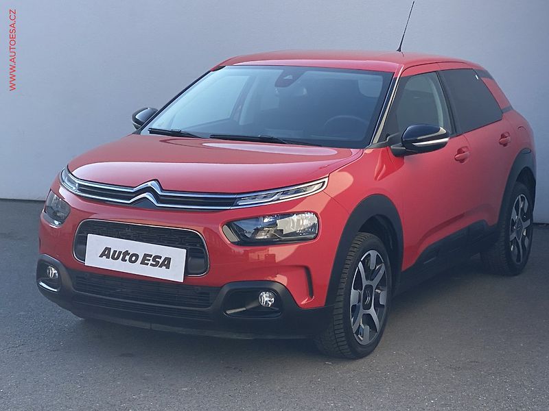 Citroën C4 Cactus (2020) 1.2 PT, 1.maj,ČR, Shine - fotka 3 z 18