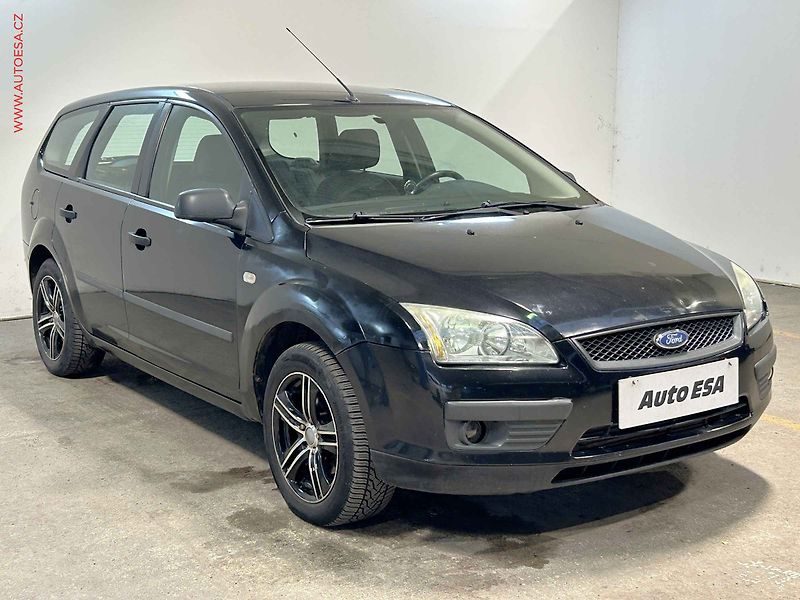 Ford Focus (2005) 1.6TDCi, AC, výhřev sed - fotografie inzerátu