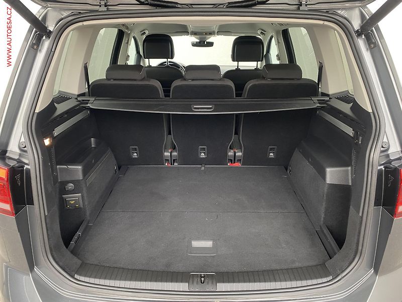 Volkswagen Touran (2018) 1.6TDi, Join, DSG, LED, navi - fotka 7 z 18