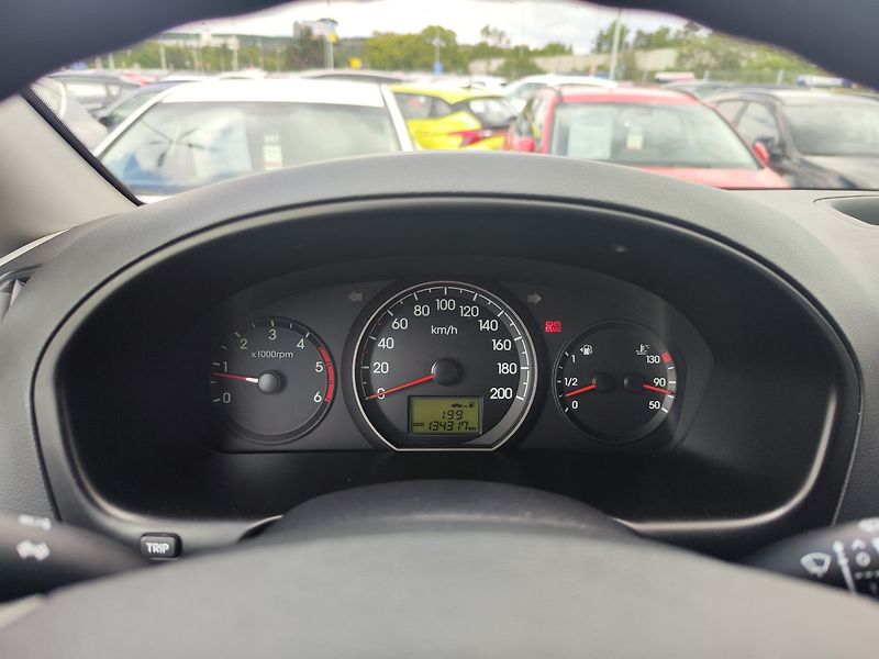 Hyundai H 1 2.5 CRDi/100kW Tour 8.Míst - fotka 16 z 26