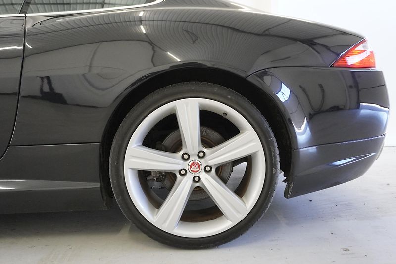 Jaguar XK8 4,2I AUT. - fotka 22 z 41