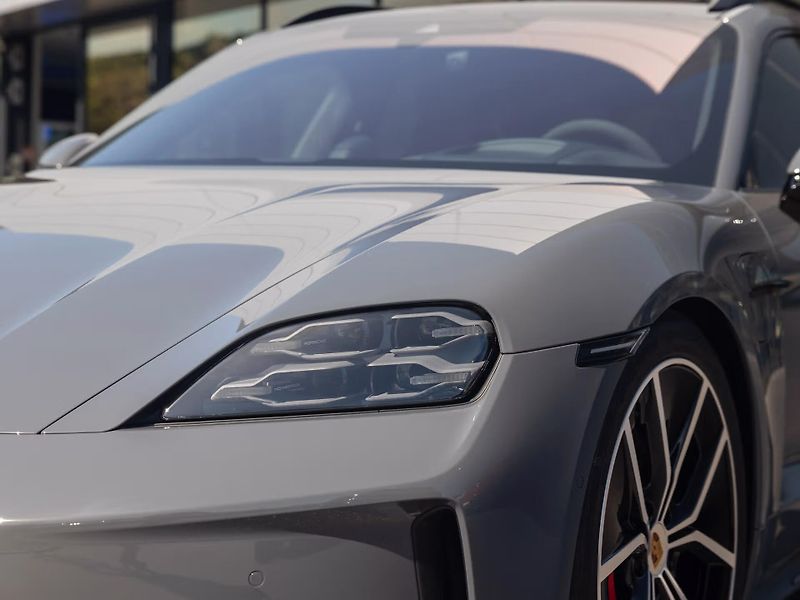 Porsche Taycan GTS Sport Turismo PASM HuD 360 - fotka 6 z 20
