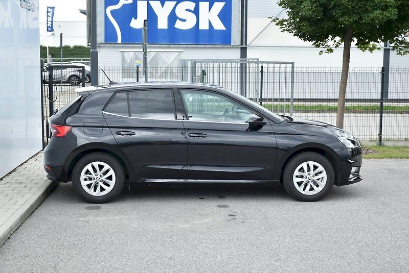 Škoda Fabia (2024) Top Selection 1.0 TSI 85kW - fotka 13 z 32