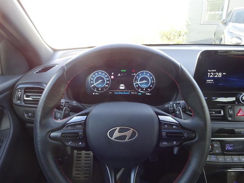 Hyundai i30 1.5 T-GDI 103kW DCT N-Line - fotka 14 z 19