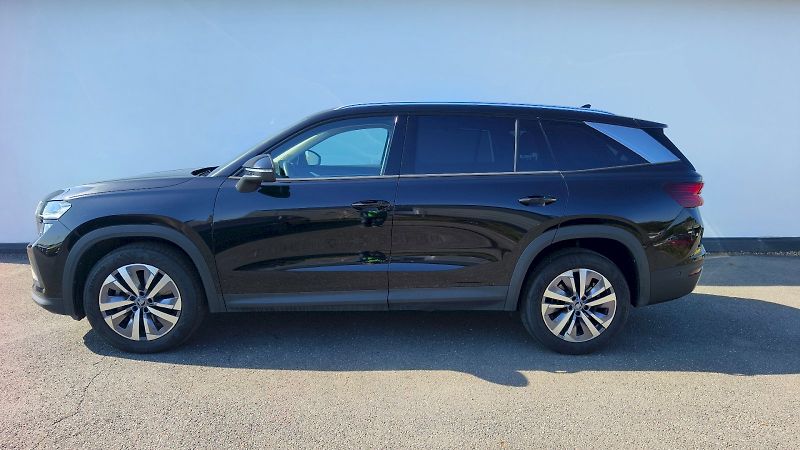 Škoda Kodiaq (2025) EXCLUSIVE SELEC 4X4 TD 142/2.0 - fotka 3 z 42
