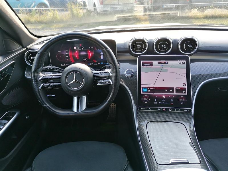 Mercedes-Benz Třídy C (2022) 200 D AMG - fotka 8 z 42