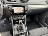 Škoda Superb 2.0 TDi, 110kw, manual, tažné - náhled 12