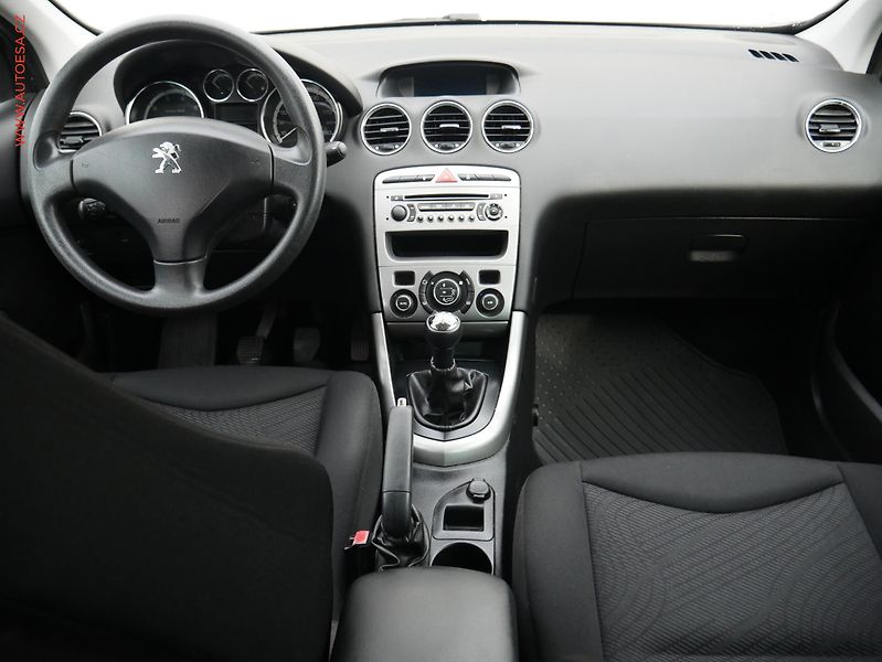 Peugeot 308 (2013) 1.6i, ČR, AAC - fotka 8 z 14