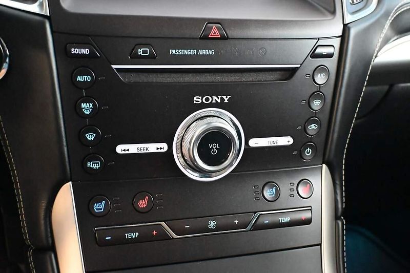 Ford S-MAX (2022) 2.5 VIGNALE 7 Míst LED ACC Taž - fotka 22 z 46