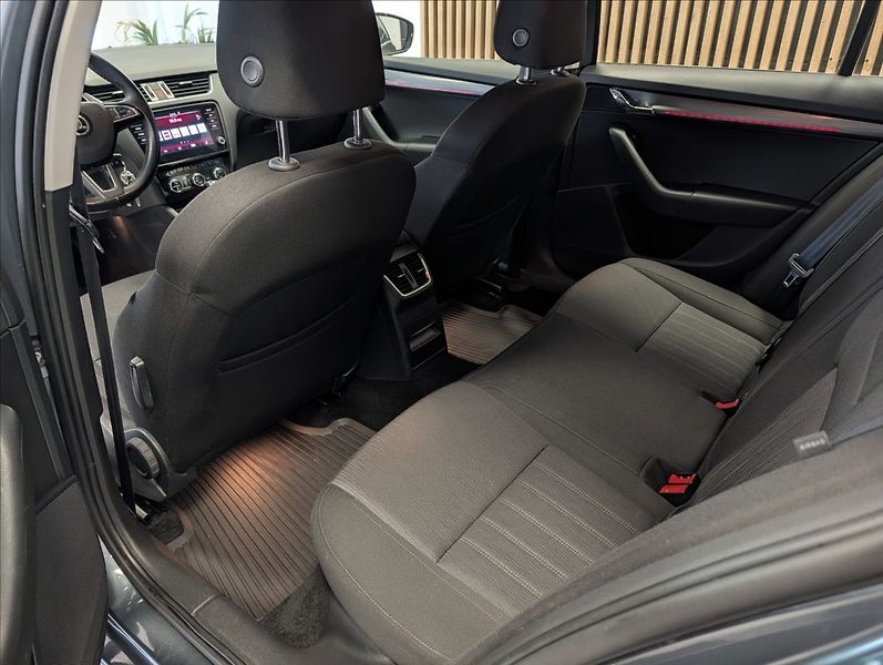 Škoda Octavia 1.5 TSI 110kw - fotka 22 z 25