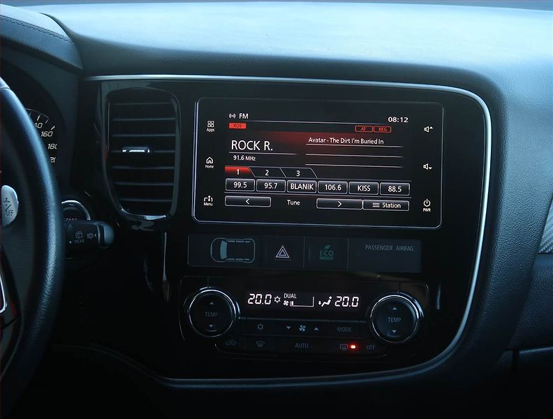 Mitsubishi Outlander (2018) Intense 2.0, 4X4, Automat - fotka 12 z 25