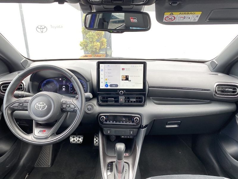 Toyota Yaris 1.5HEV, ČR-1m, GR Sport, DPH - fotka 11 z 17