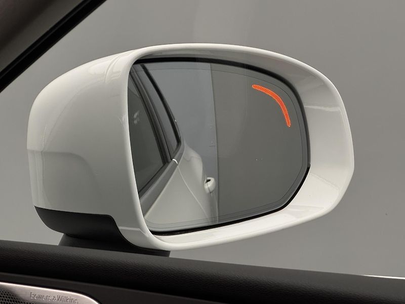 Volvo XC60 B4 AWD INSCRIPTION  - fotka 20 z 49