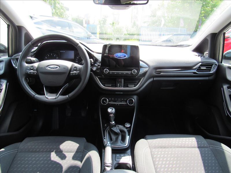 Ford Fiesta 1,0 92kW - fotka 11 z 28