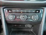 Volkswagen Tiguan (2016) 2.0TDi, Highline, DSG, panor - náhled 15