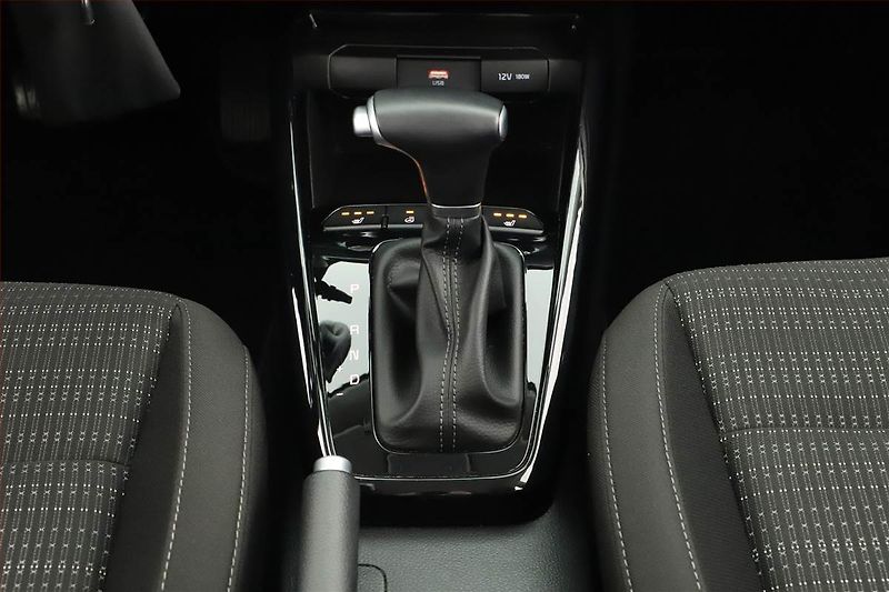Kia Stonic (2025) Exclusive 1.0 T-GDI - fotka 10 z 17