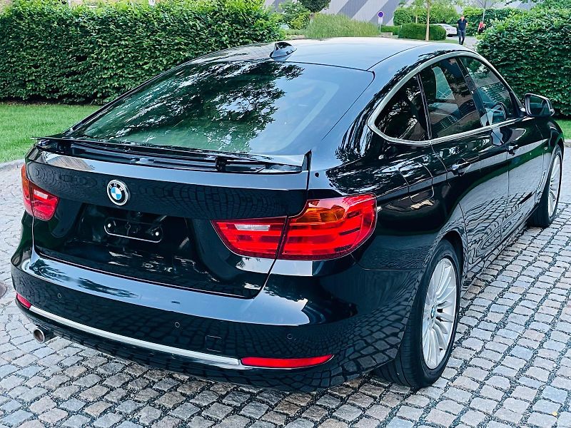 BMW Řada 3 318D GT MANUÁL KAMERA VÝHŘEV  - fotka 11 z 46
